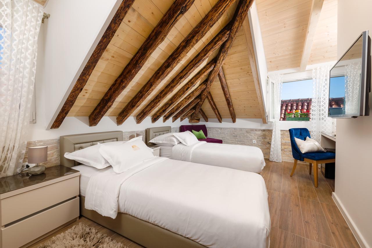 Agava Lux Rooms&pool 4*