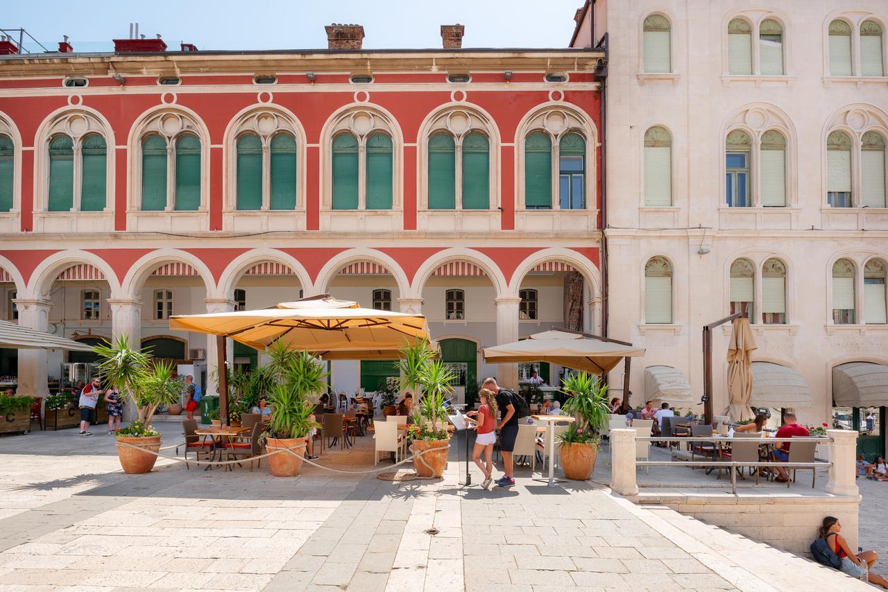 Agava Lux Rooms&pool 4*